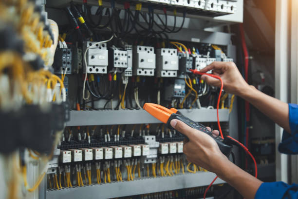Best Electrical Contractors for Businesses  in Edgewood, FL